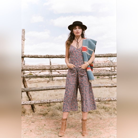 Spell Jasmine Jumpsuit Navy SZ XL NWT ❤💙1 DAY SALE❣️ - Picture 1 of 15